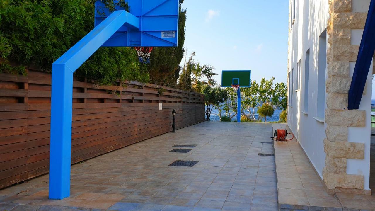 Astrofegia Beachfront Villa Помос Екстер'єр фото